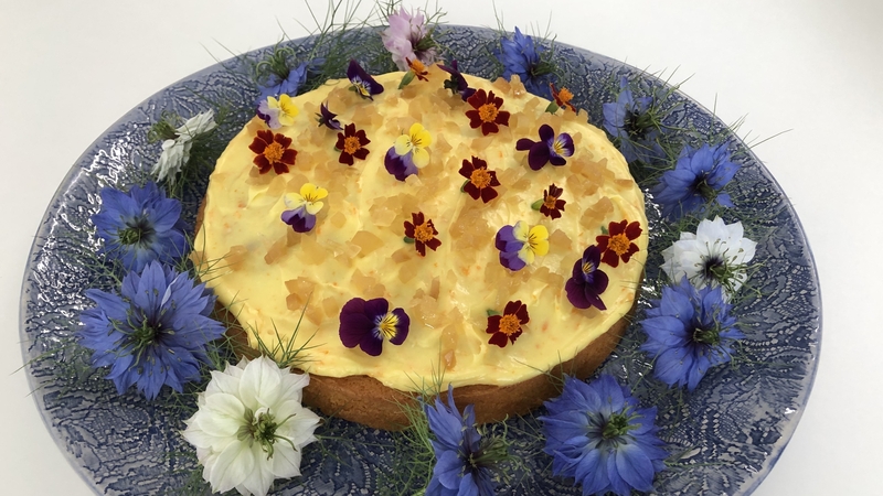 This is a cake to be eaten at any time of the day with tea or coffee and also as a dessert cake after lunch or dinner.