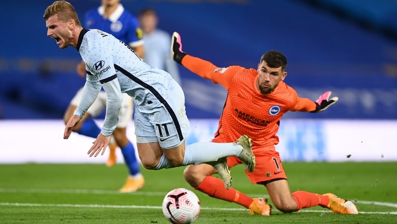 Timo Werner wins the penalty that allowed Chelsea to break the deadlock at the Amex