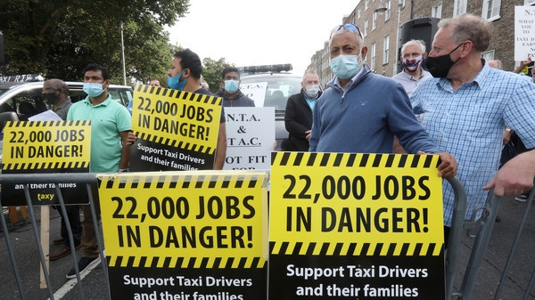 Up to 1,500 drivers took part in the biggest demonstration in Dublin