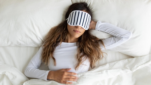 Louisa's easy to remember 'CATS & DOGS' formula contains eight top tips for a better night's sleep.