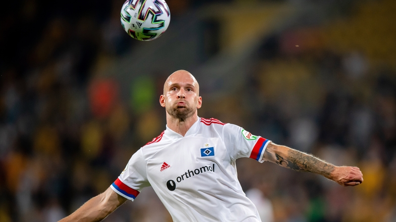 Toni Leistner of Hamburger SV during the match at Dresden
