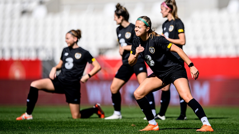 The Ireland squad look "fit and lively" in camp according to head coach Vera Pauw