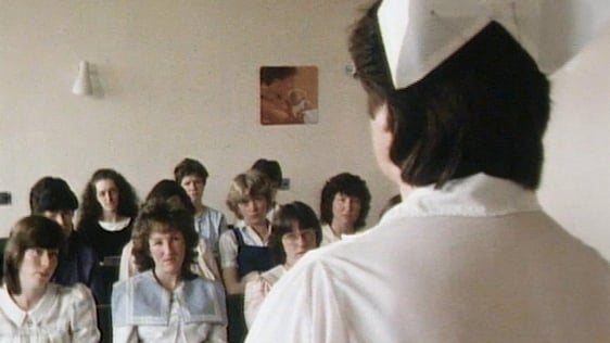 Antenatal Classes at the Coombe Hospital (1985)