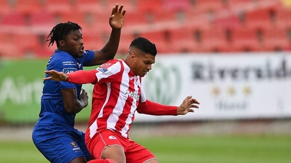 Ryan De Vries of Sligo Rovers in action against Waterford's Tunmise Sobowale during the sides' clash in August