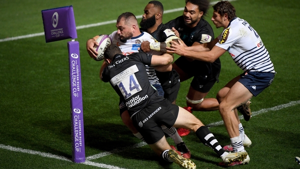 Lekso Kaulashvili of Bordeaux-Begles is denied a try by the combined efforts of Luke Morahan, Semi Radradra and Steve Luatua of Bristol Bears