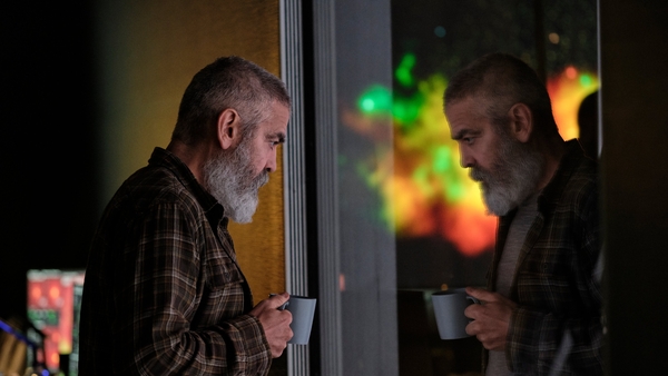 Clooney plays a lonely scientist working in the Arctic in The Midnight Sky. [© @netflix Twitter]