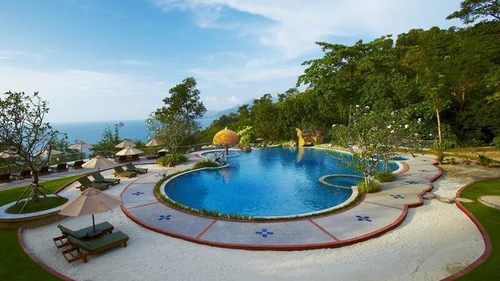 A picture of the Sea View Resort in Thailand as shown on its website