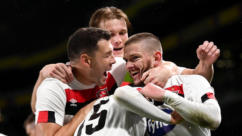 Gartland (l) celebrates Murray's (r) opener last night