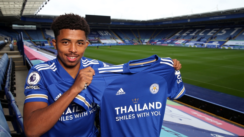 The 19-year-old defender joins for an initial €35m (£32m) ahead of Monday's transfer deadline