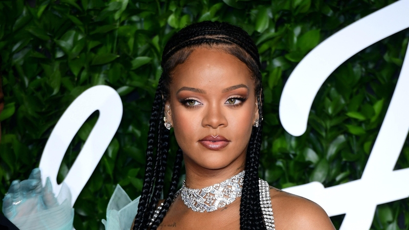 The pop star and fashion mogul put on another celeb-filled catwalk event.