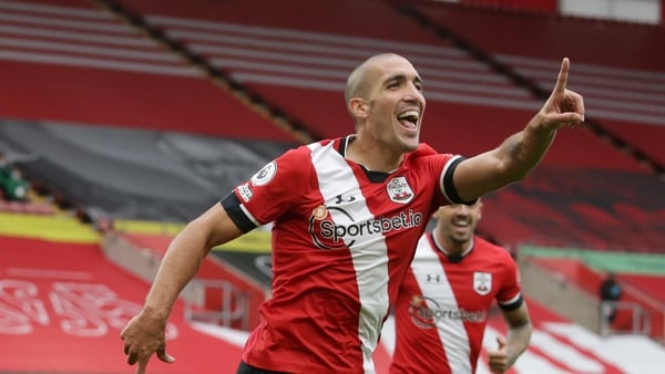 Oriol Romeu celebrates his goal
