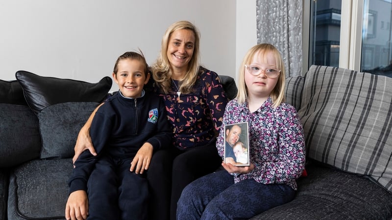 A Big Week in September: Viviana Verveen and her two children Rose and Rex