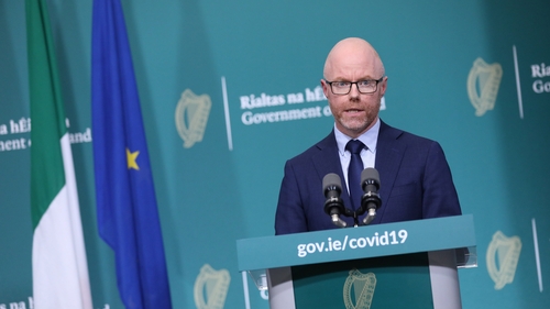 Dr Tony Holohan said he discussed concerns over Covid-19 with Minister Stephen Donnelly prior to the NPHET meeting on Sunday