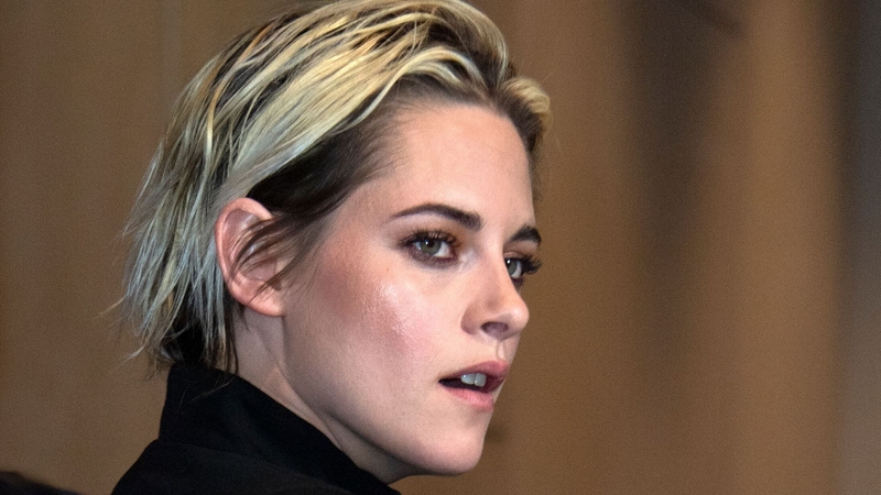 Kristen Stewart:"The accent is intimidating as all hell because people know that voice"