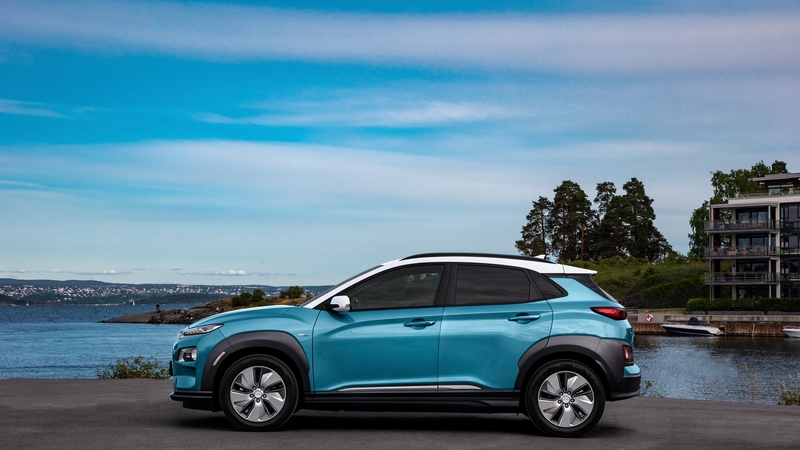 Over 25,000 Hyundai Kona electric SUV's are to be recalled.