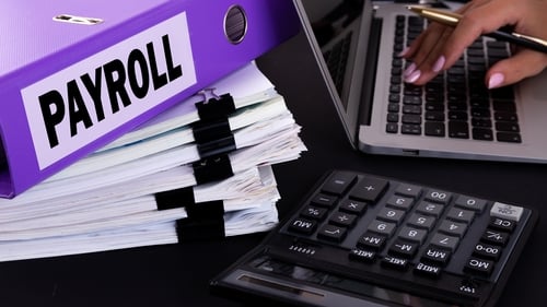 Average weekly earnings stood at €921.81 in the fourth quarter of 2023, up 2.1% compared with €902.56 in the fourth quarter of 2022, new CSO figures show today