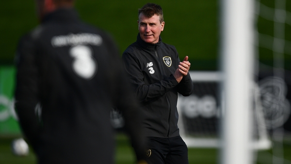 Stephen Kenny observes training ahead of the Wales game
