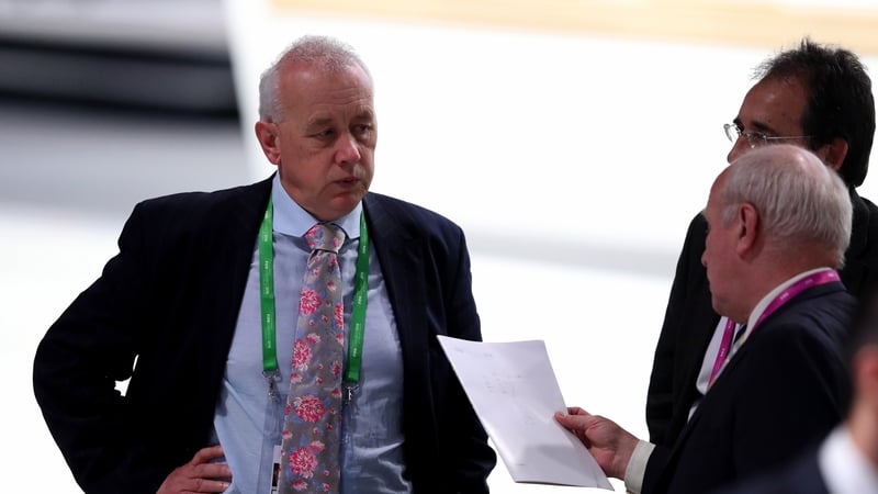 Parry (l) has backed the stances of Liverpool and Manchester United