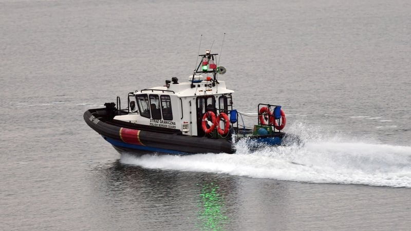 The Polish navy crews defused the bomb in 12 metres of water