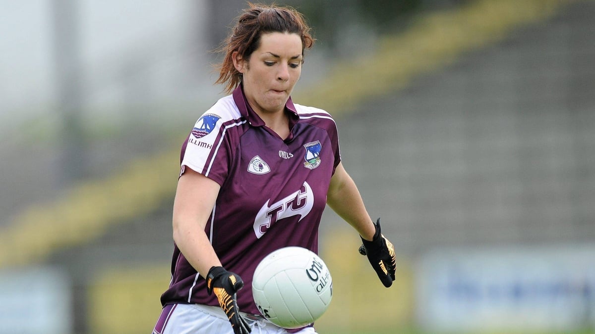 Máire Ní Bhraonáin : Craoltóir Spóirt TG4.                