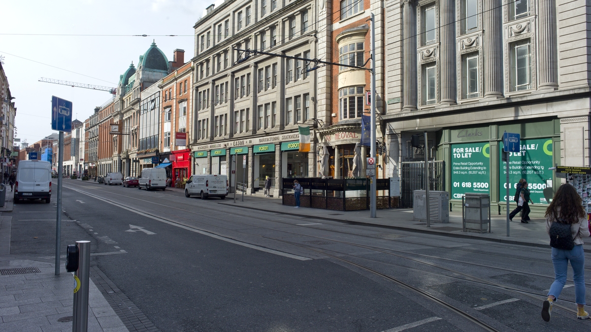 Lane in Dublin being closed because of anti-social behaviour and drug use