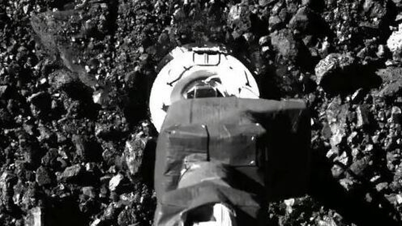 The Osiris-Rex collected the dust from the asteroid during the week (Pic: NASA)