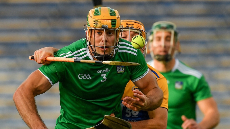 Dan Morrissey of Limerick attempts to evade his marker