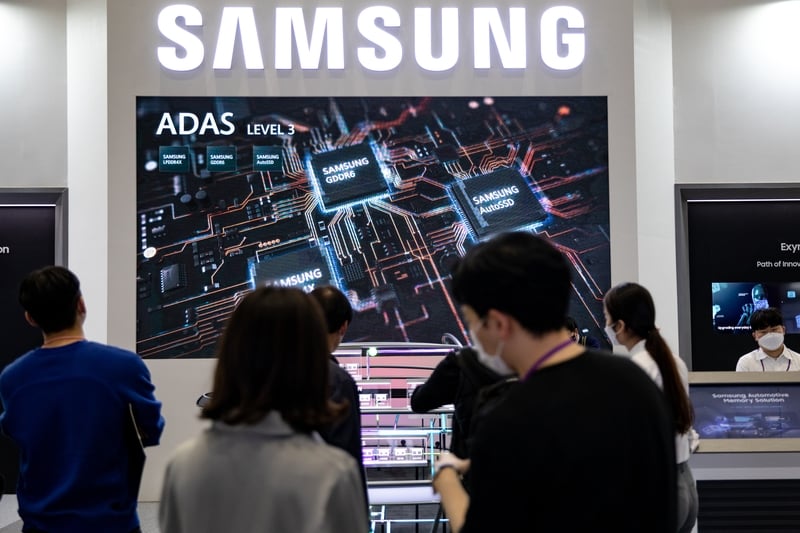 Samsung's higher profits are being driven by rising memory chip prices and display sales for new flagship smartphones