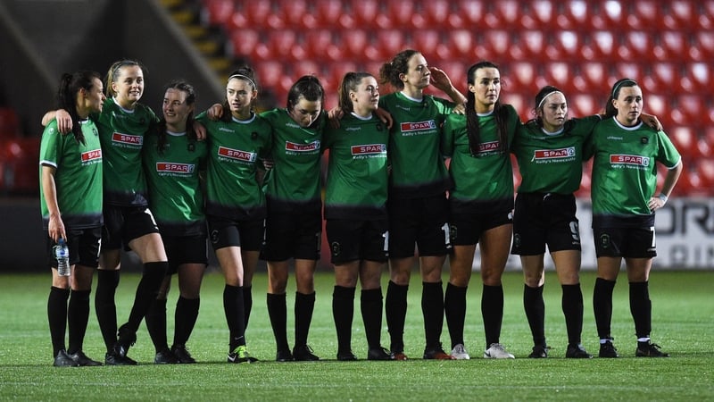 Peamount players during the penalty shootout