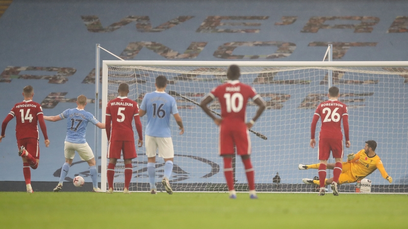 Kevin de Bruyne sends his penalty wide at the Etihad