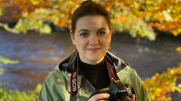 Úna O'Connor has dedicated her latest work to her father who died after contracting Covid-19