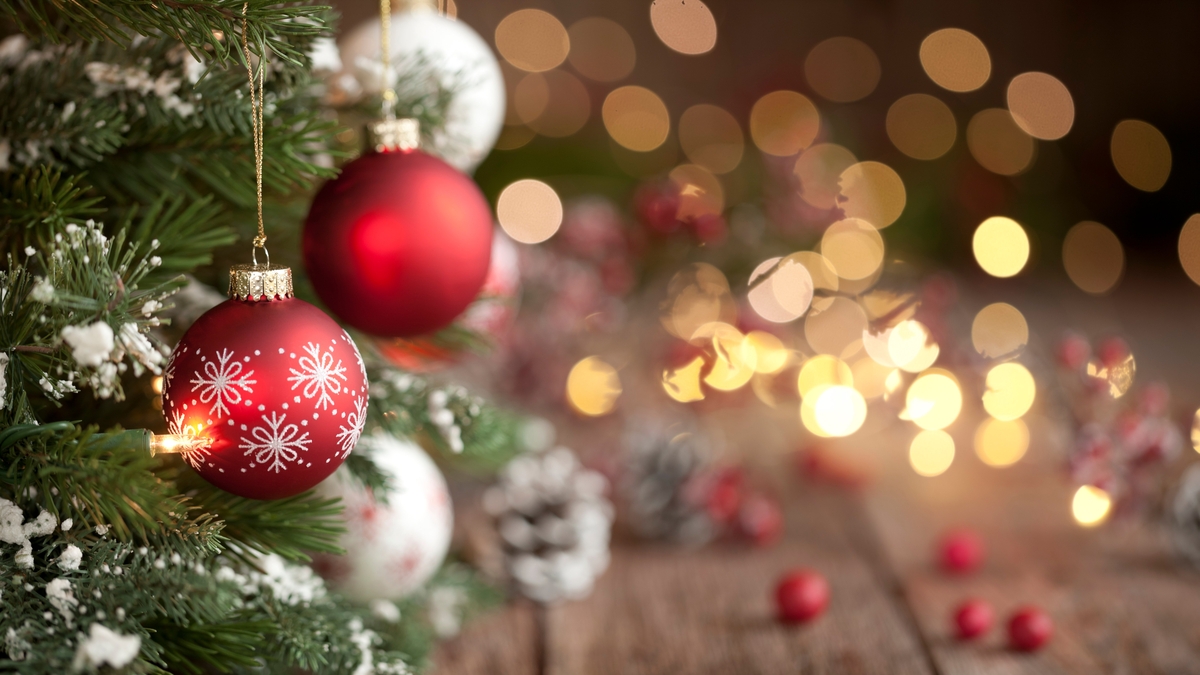 How to get through Christmas as a single parent