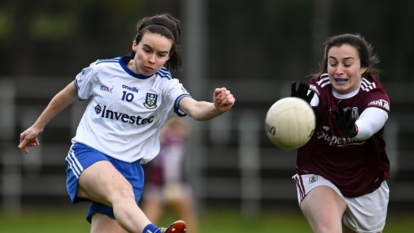 Galway's Leanne Coen gets the block in as Cora Courtney takes aim