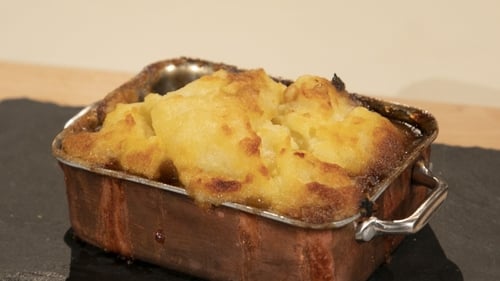 Kevin's Potato-topped pork and bacon pie