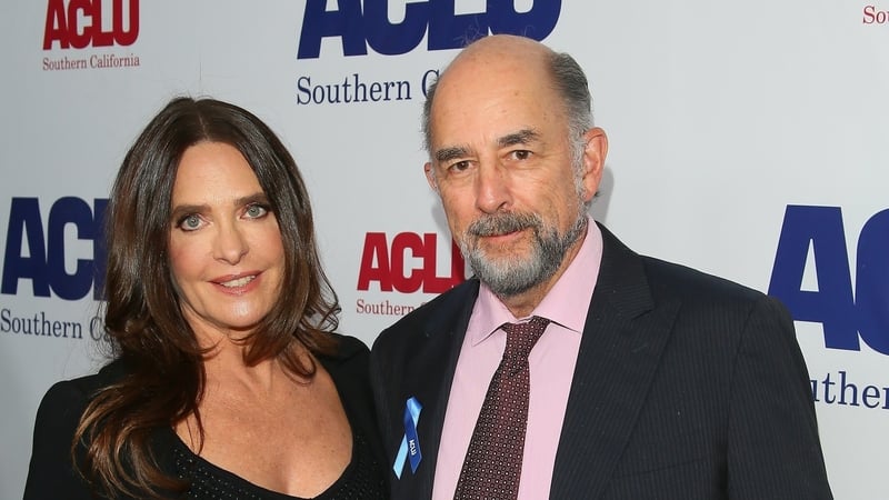 Sheila Kelley and Richard Schiff