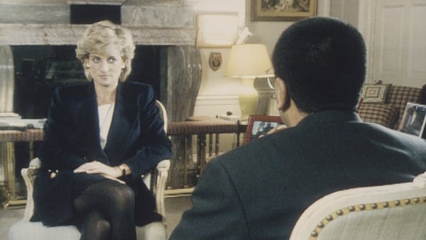 Martin Bashir interviews Princess Diana in Kensington Palace for the television program Panorama