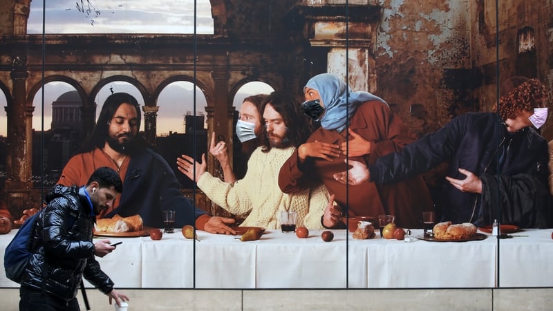 A Last Supper mural with face masks in Dublin where 99 new cases of Covid-19 have been identified (pic: Rollingnews.ie)