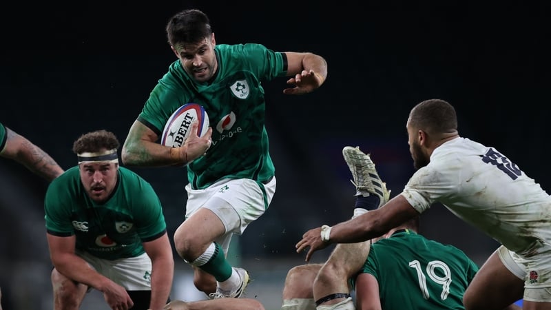 Conor Murray runs with the ball during the Autumn Nations Cup match against England