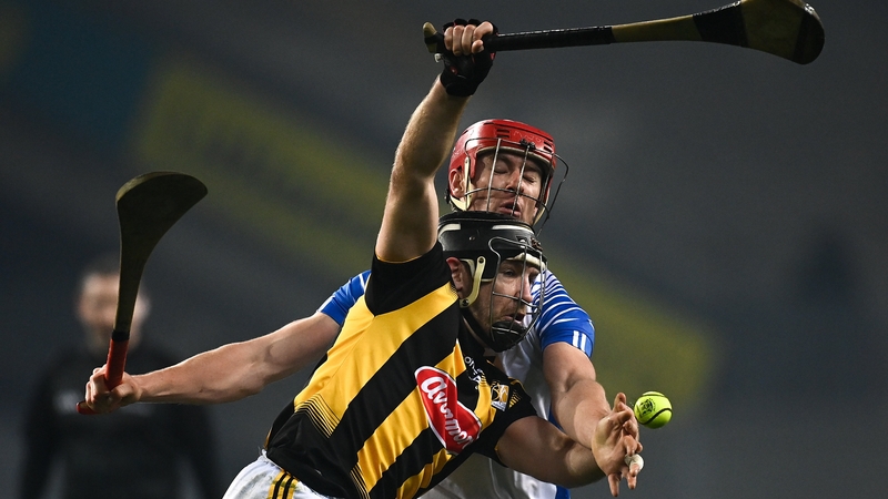Richie Hogan of Kilkenny in action against Waterford's Tadhg de Búrca at Croke Park