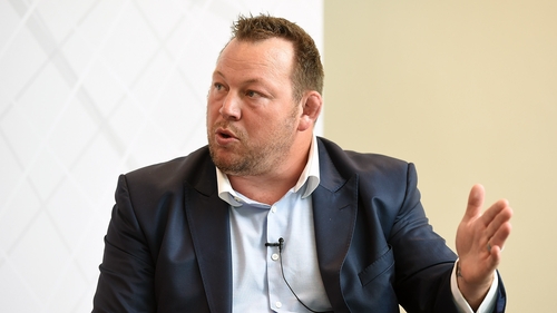 Steve Thompson has been diagnosed with early onset dementia