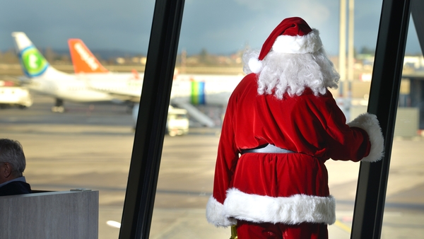 Irish people all over the world are debating whether to travel home for Christmas (File pic, Getty Images)