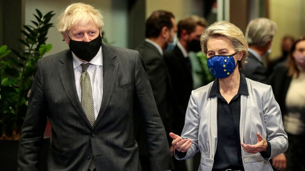 Podcast: Brexit Republic - Is Sunday Deal Day 2.0?
