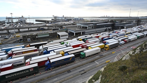 Paris and London agreed last night that drivers carrying a negative Covid-19 test result could board ferries for Calais
