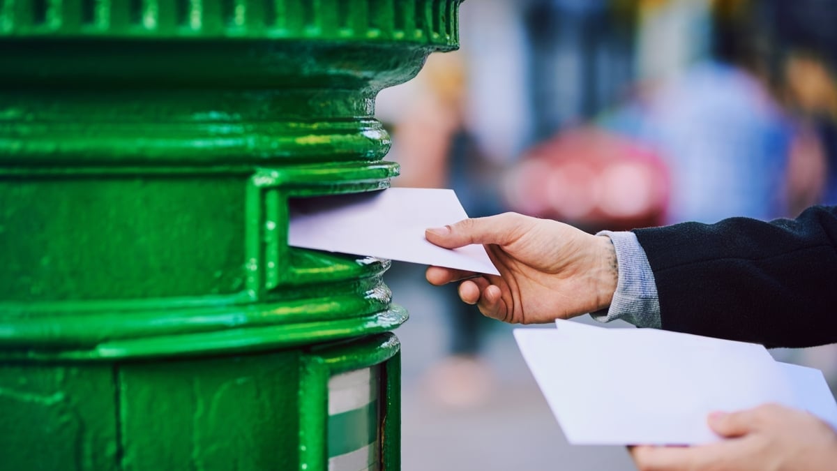 Problems facing parcel delivery from the UK