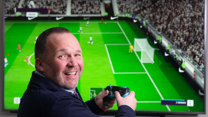 Paul Connell, CEO Pure Telecom