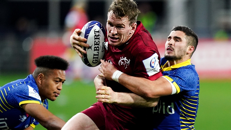 Chris Farrell carries the ball for Munster against Clermont