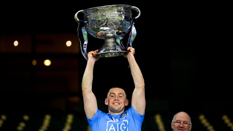 Con O'Callaghan lifts the Sam Maguire Cup
