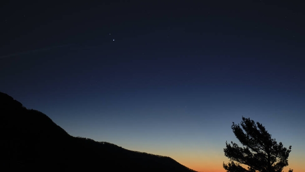 The great conjunction and the winter solstice in one day!