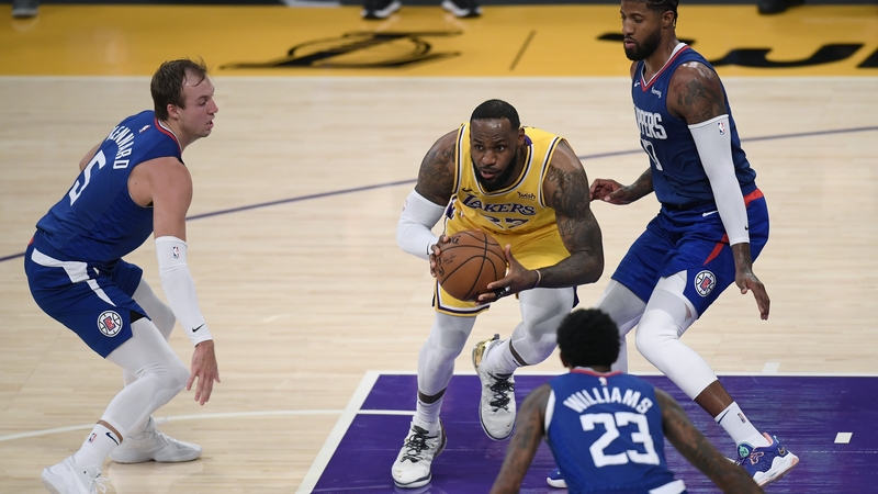 LeBron James was the top scorer for the Lakers on 22
