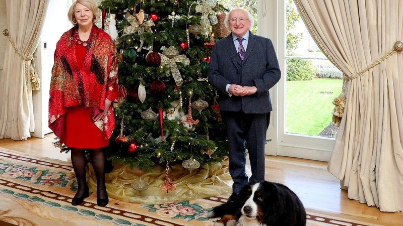 Uachtarán na hÉireann agus a bhean chéile.